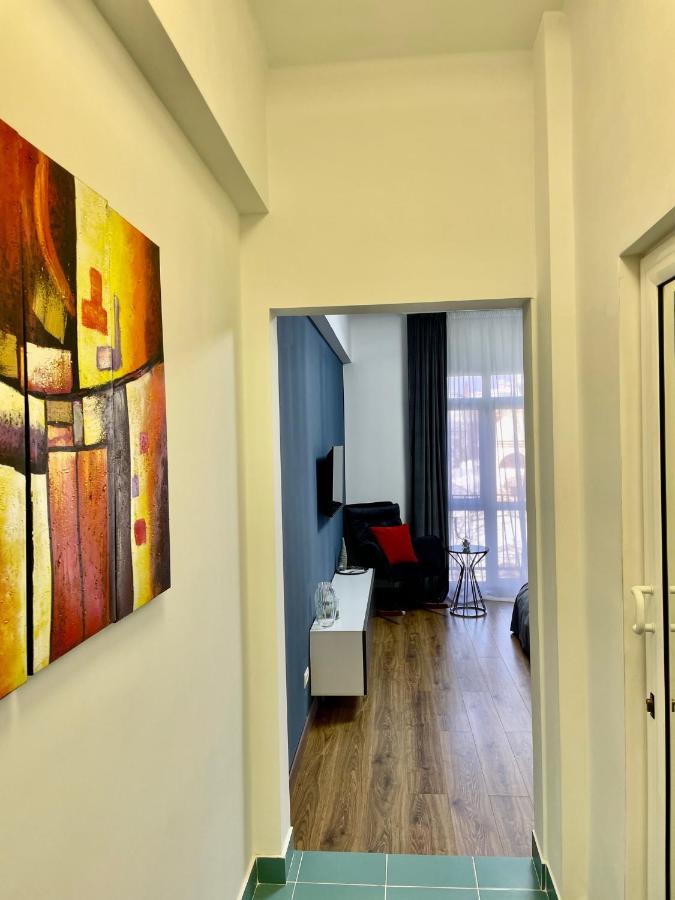Metropole Apartments Studio City Boekarest Buitenkant foto