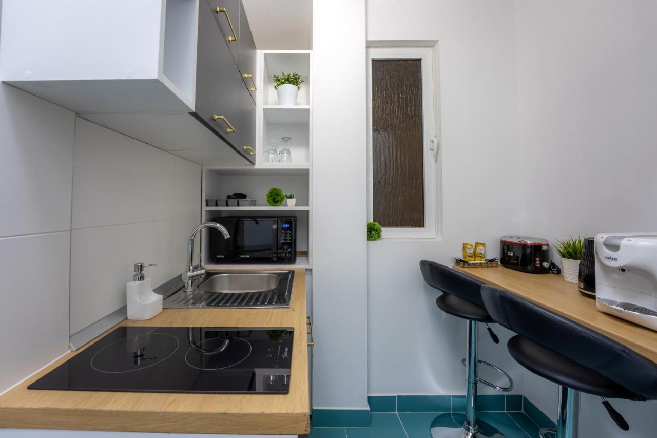 Metropole Apartments Studio City Boekarest Buitenkant foto